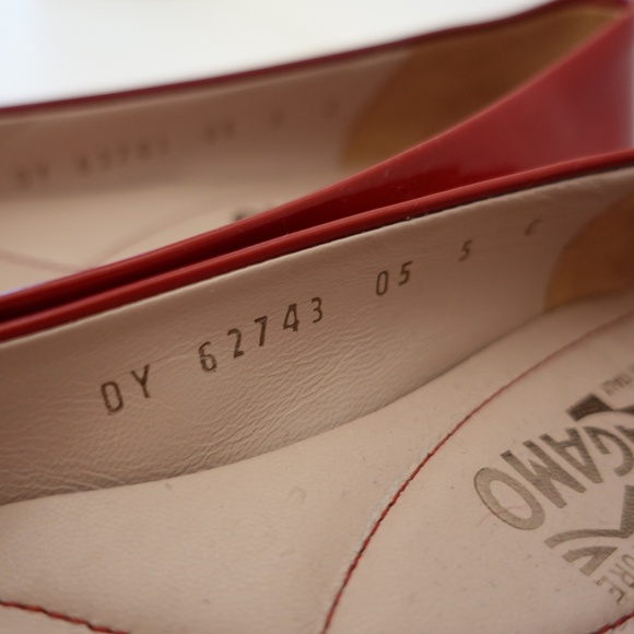 Salvatore Ferragamo Varina Red Patent Flats – Size 5 - Picture 11 of 11